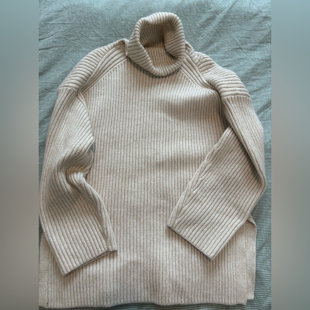 H&M Sweater